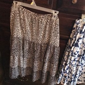 2 ladies flowing skirts